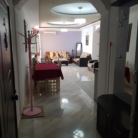 Cosy Sea Apartament And Luxurious Penthouse アパート ドゥラス
