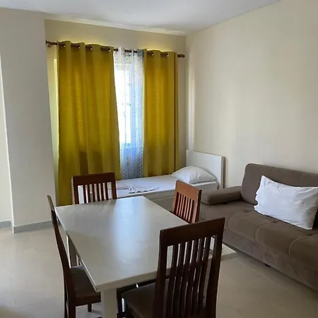 Cosy Sea Apartament And Luxurious Penthouse アパート *