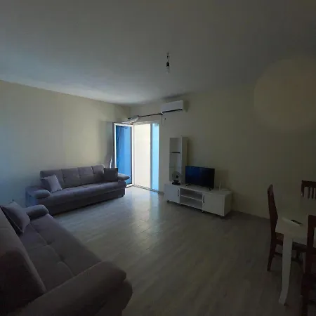 Cosy Sea Apartament And Luxurious Penthouse ドゥラス