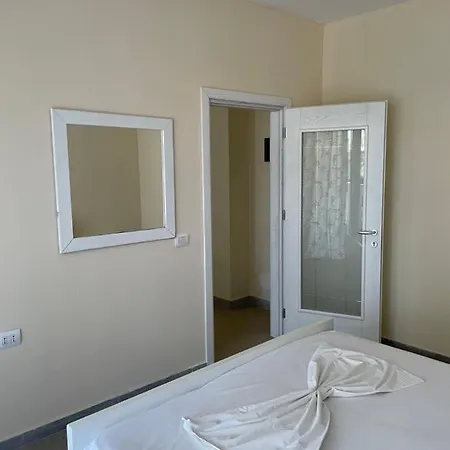 アパート Cosy Sea Apartament And Luxurious Penthouse *