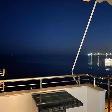 アパート Cosy Sea Apartament And Luxurious Penthouse *