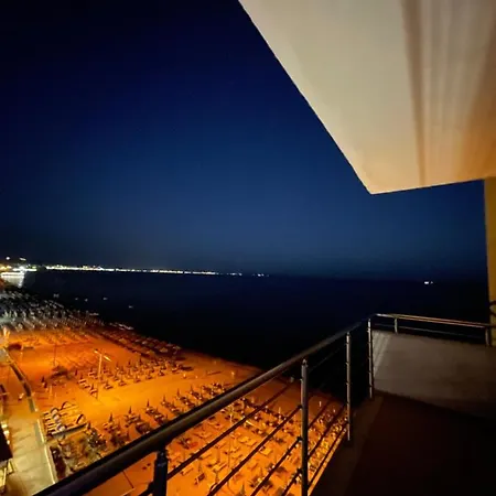 Cosy Sea Apartament And Luxurious Penthouse