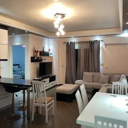 Cosy Sea Apartament And Luxurious Penthouse