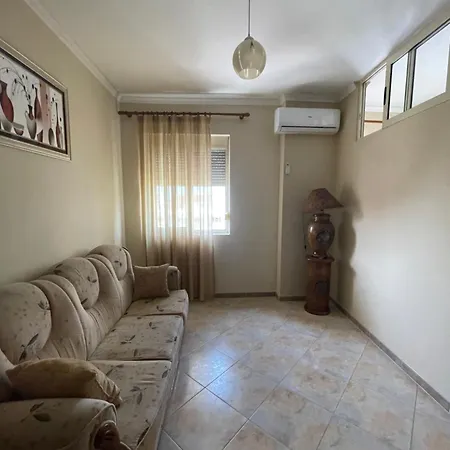 Cosy Sea Apartament And Luxurious Penthouse ドゥラス